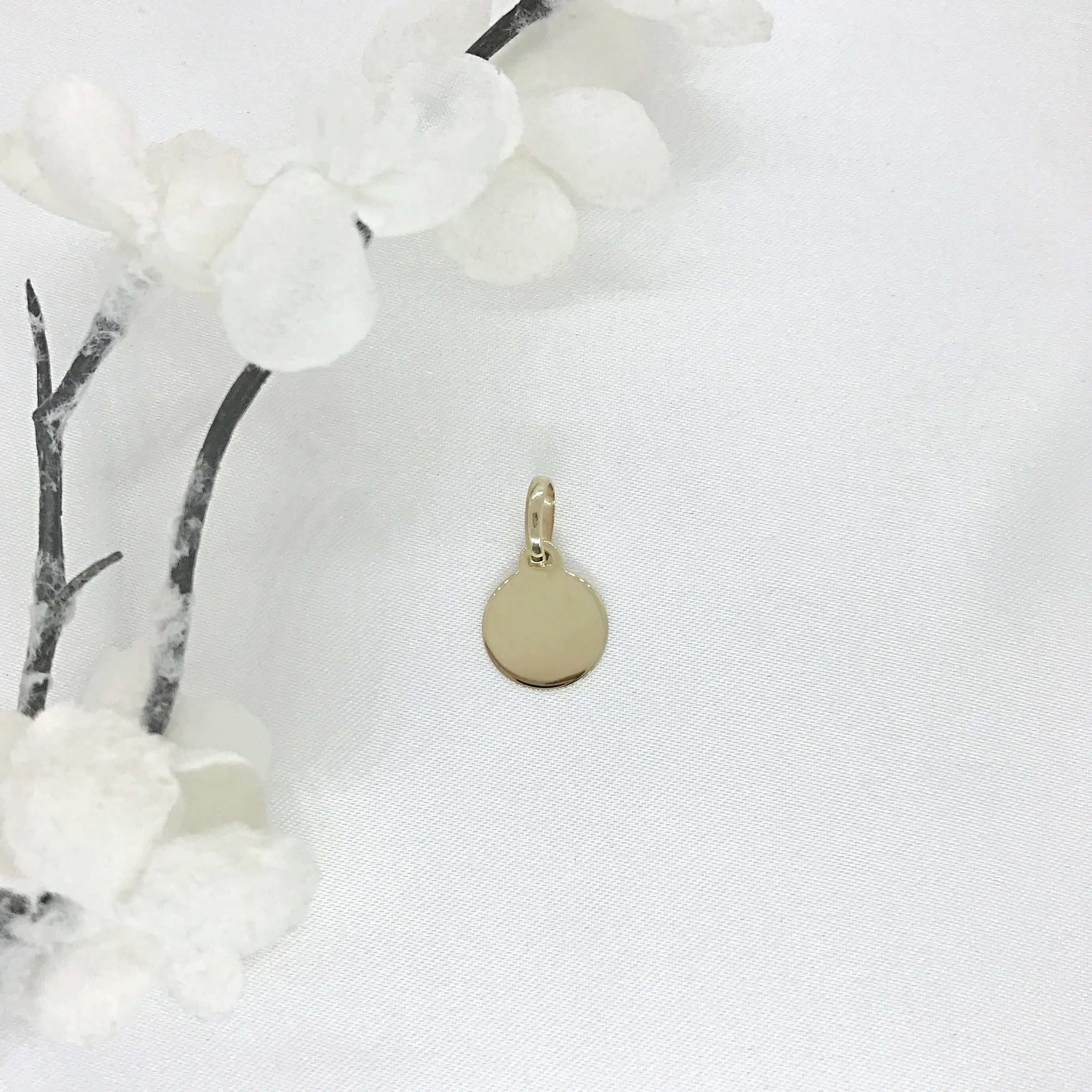 10k Gold Circle Pendant