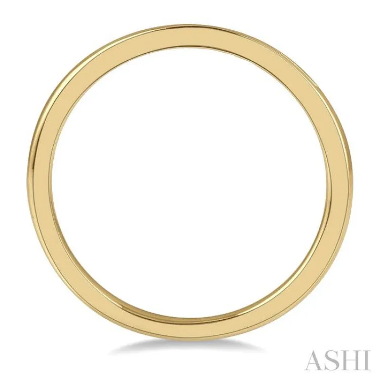 1/10 Ctw Arched Channel Round Cut Diamond Wedding Band in 14K Yellow Gold