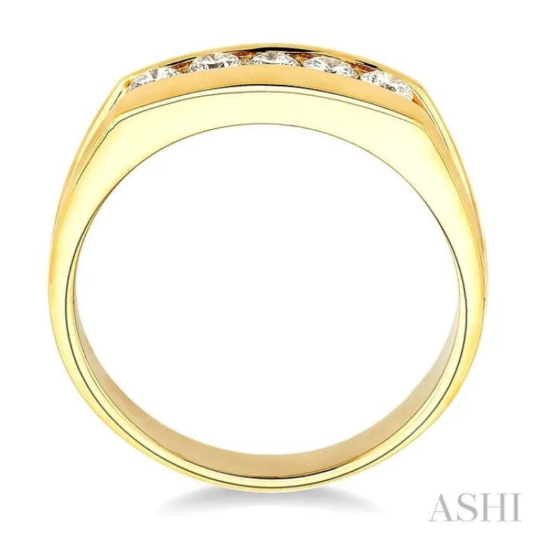 1/2 ctw Channel Set Round Cut Diamonds Men's Ring in 14K Yellow Gold