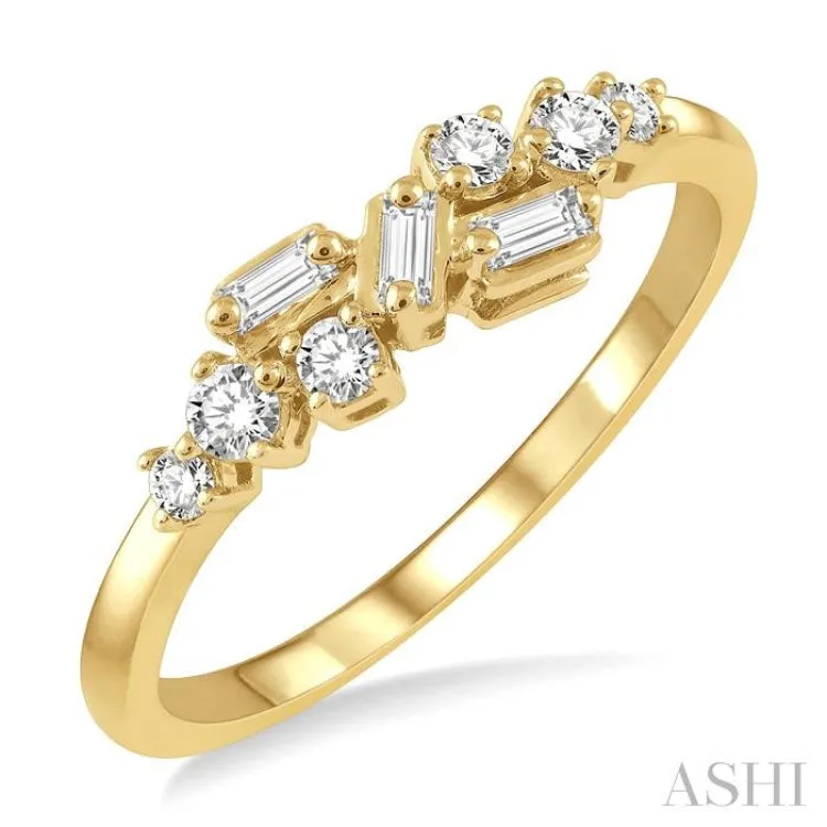 1/4 Ctw Baguette and Round Cut Diamond Fashion Scatter Ring in 14K Yellow Gold