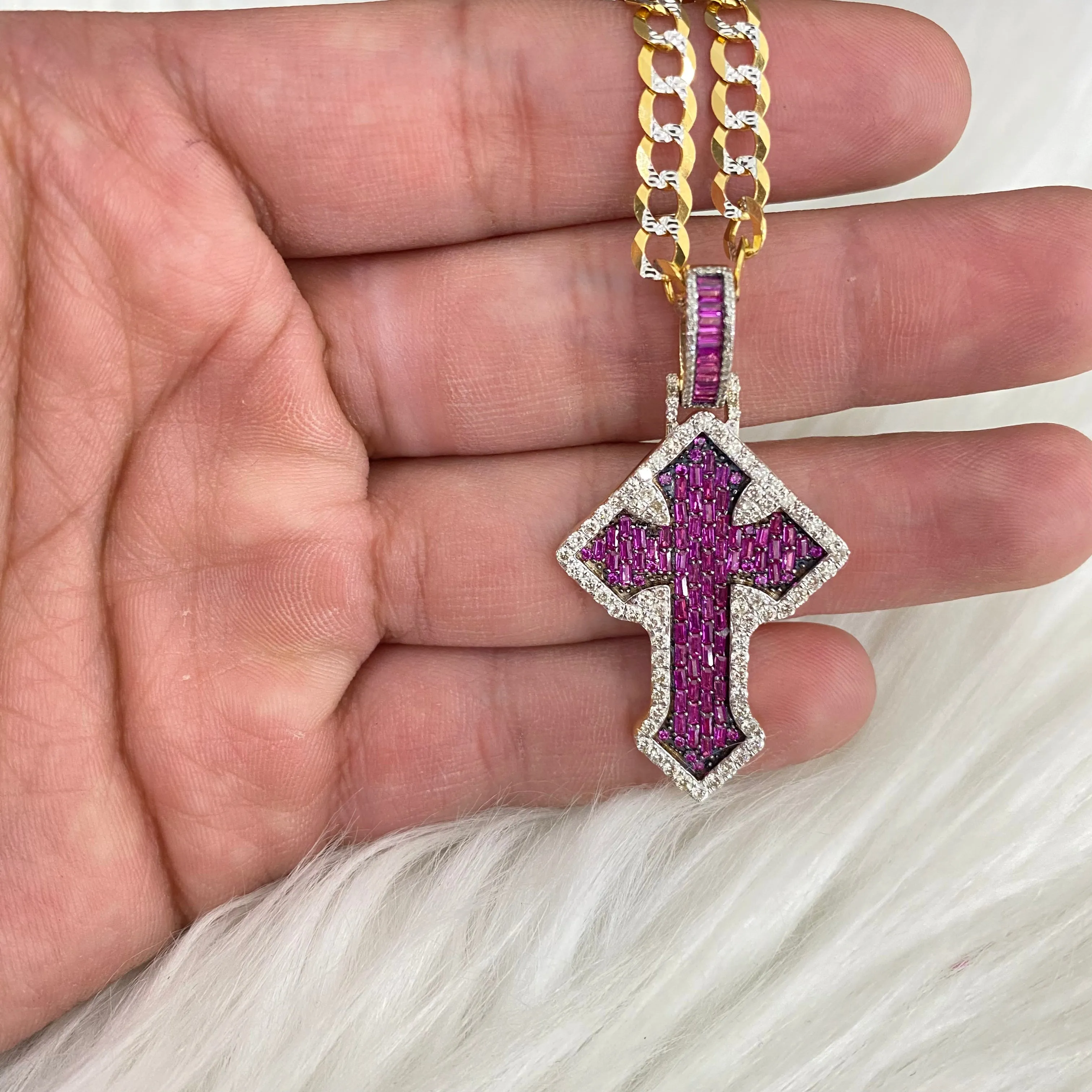 14K Yellow Gold Diamond Purple Cross Pendant Ct Dia / 10.7gr