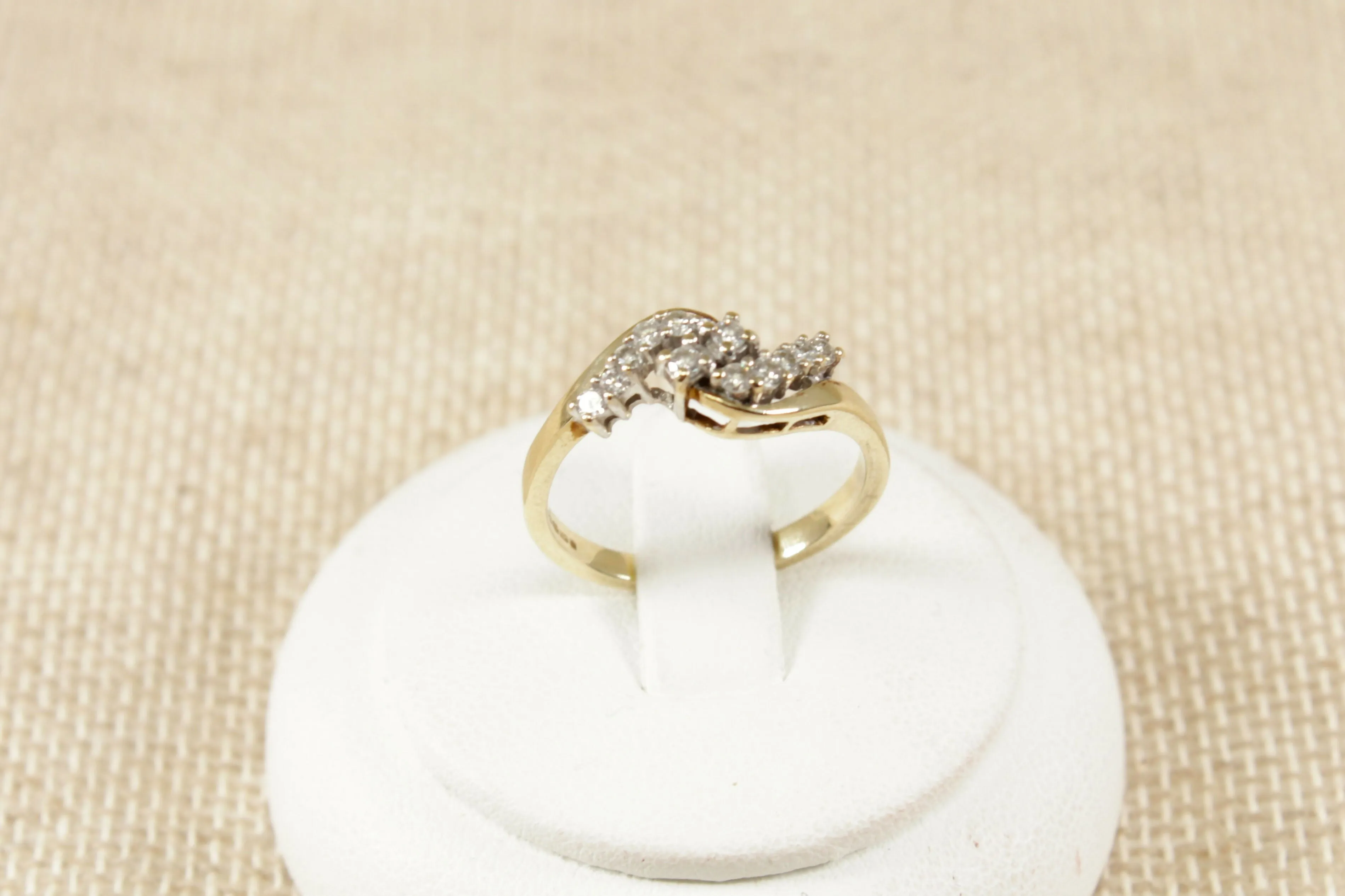 9ct Gold Diamond Twist Cluster Ring