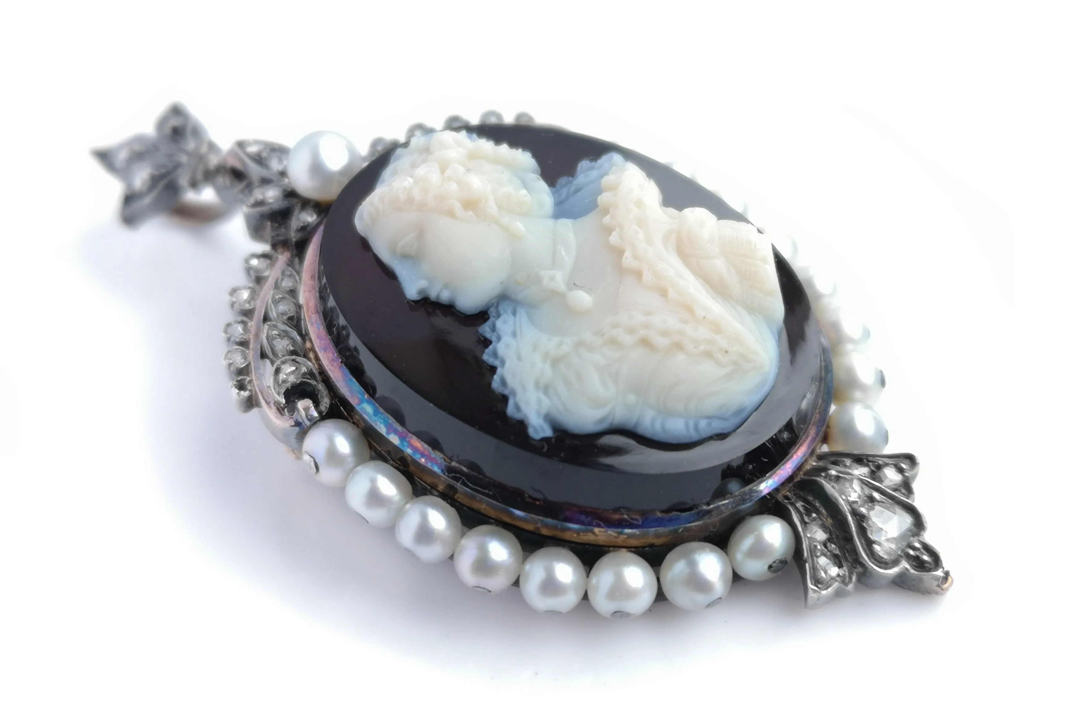 Antique 19th Century French Sardonyx Cameo Pendant