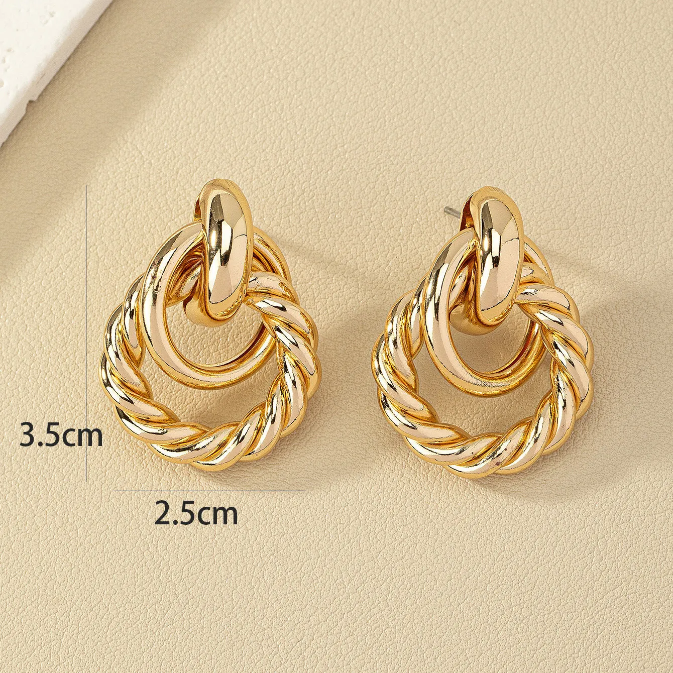 Chic Vienna Verve Metal Earrings with Unique Winding Design