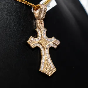 Cross Pendant 10K Yellow Gold With Diamond / 7.4gr