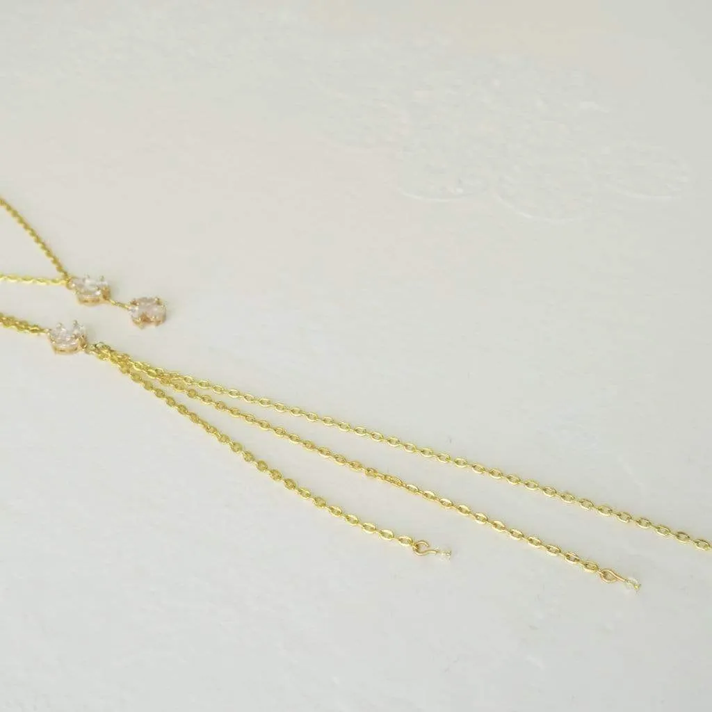 Delicate Backdrop Necklace MISTY