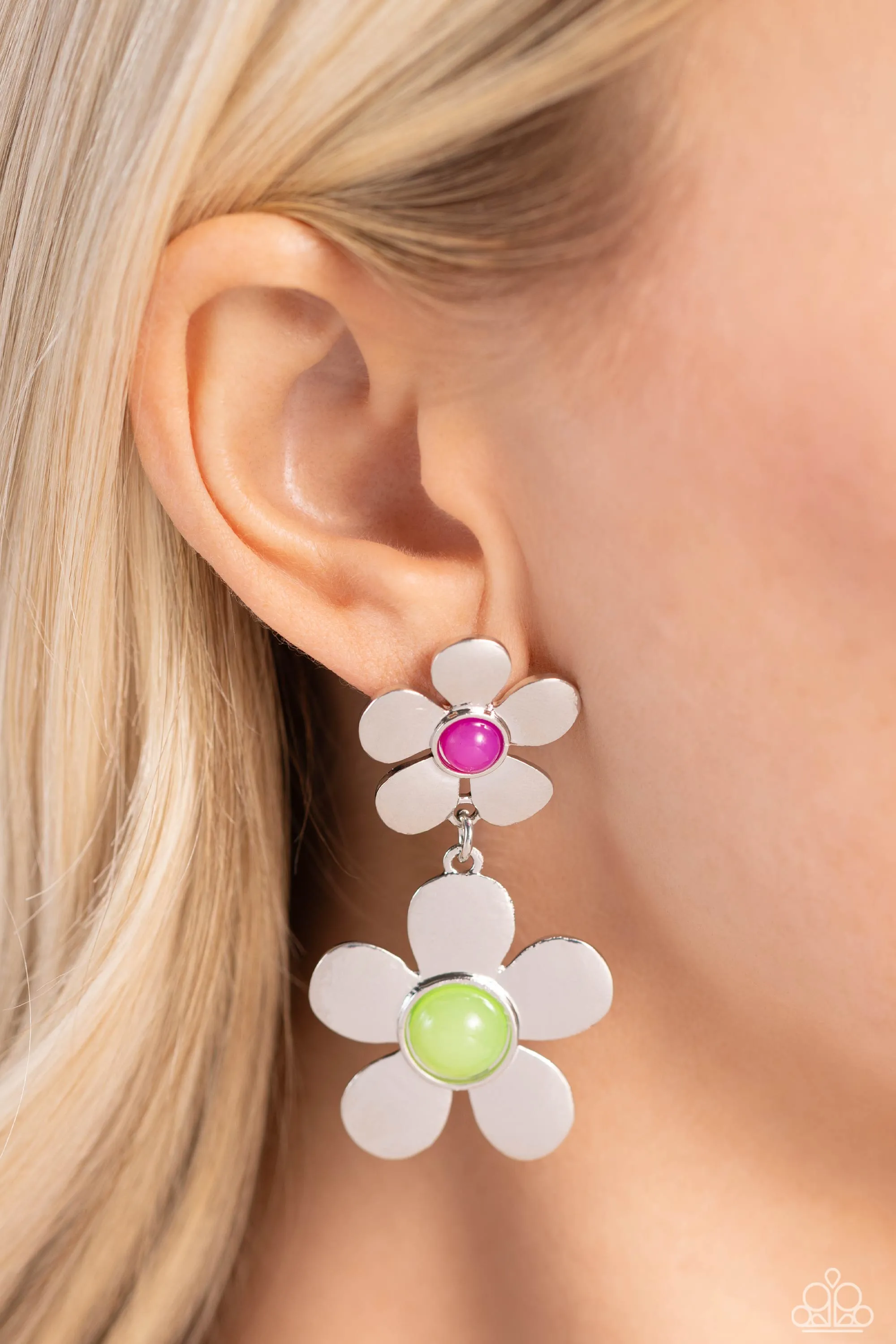 Earrings Fashionable Florals - Green E078