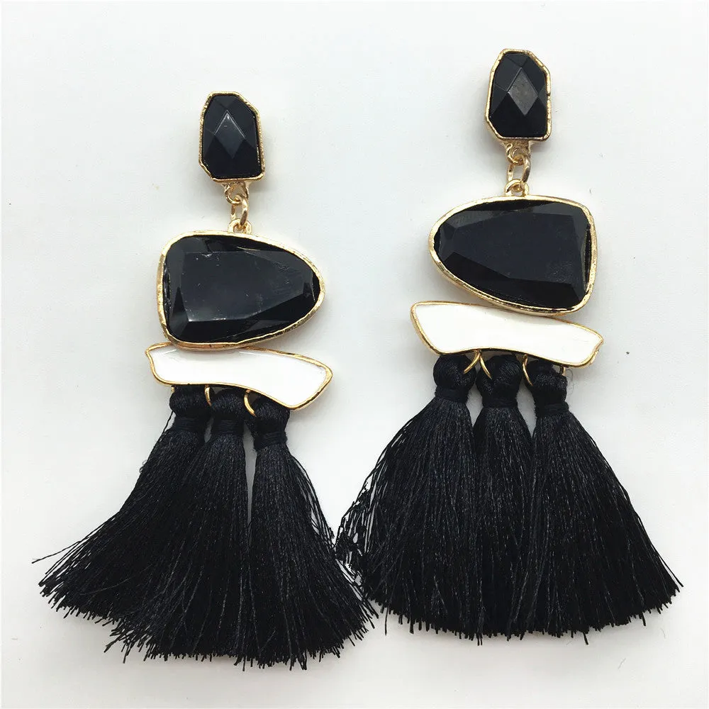 Fashionable Tassel Earrings with a Retro Twist