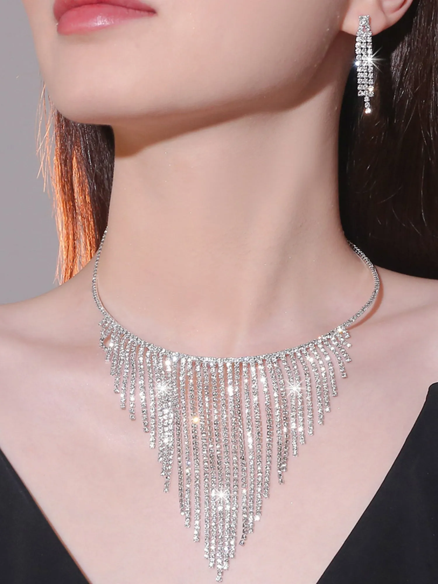 Fashionable Tassel Rhinestone Necklace And Earrings Set