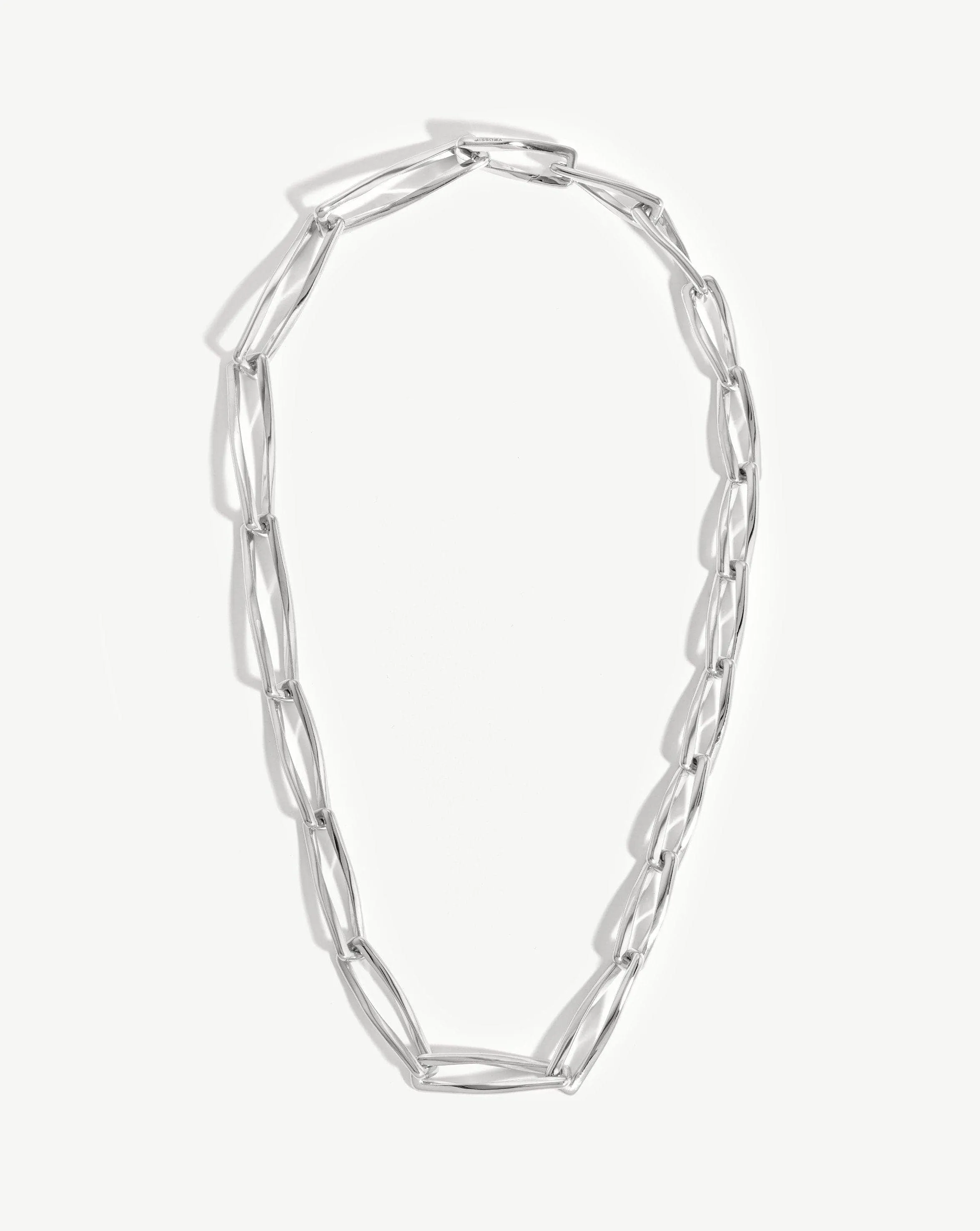 Graduated Chunky Twisted Link Necklace | Silver Plated