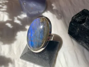 Labradorite Adjustable Naevia Ring - Large Oval