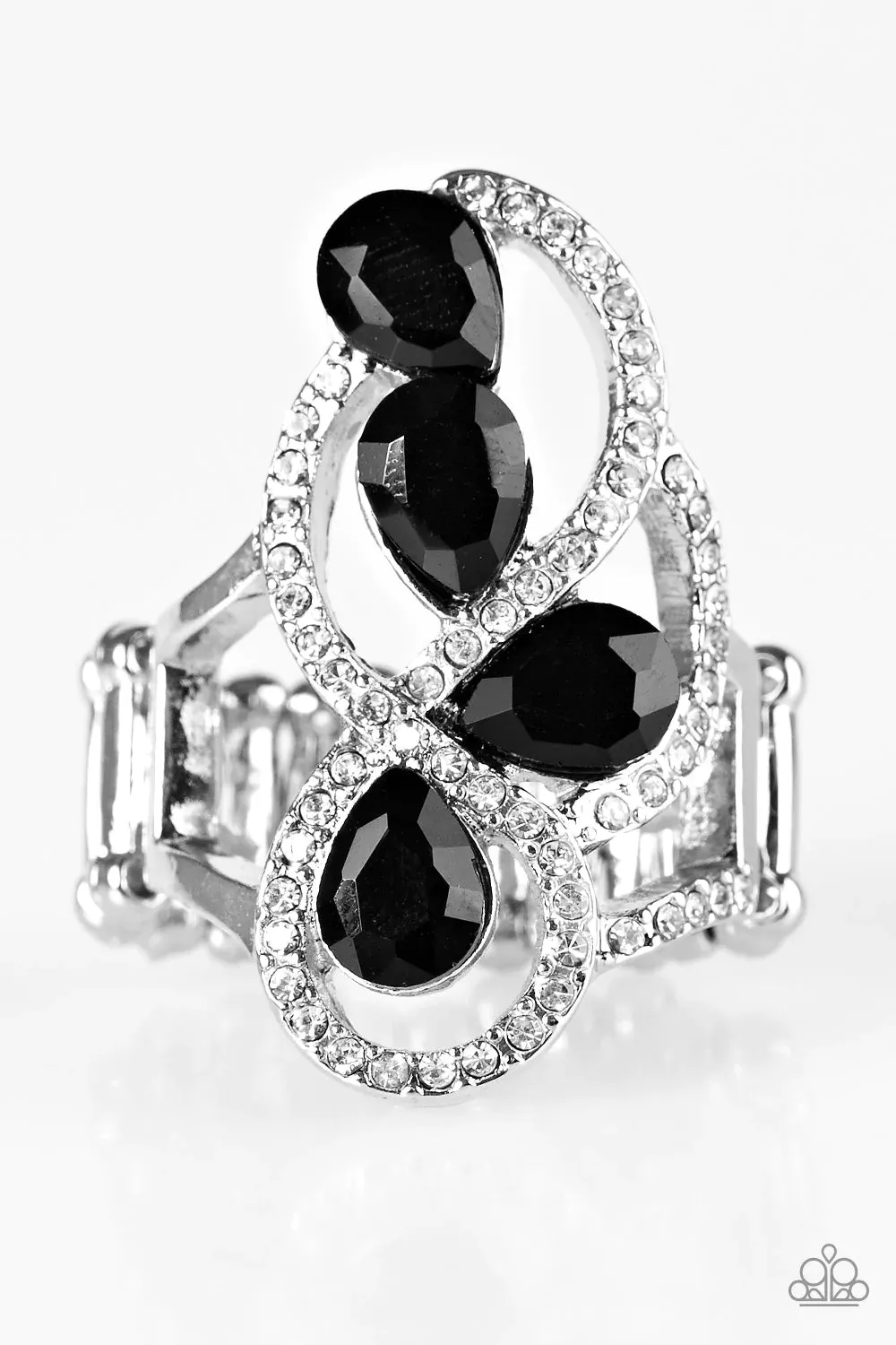 Paparazzi Ring ~ Wall Street Princess - Black