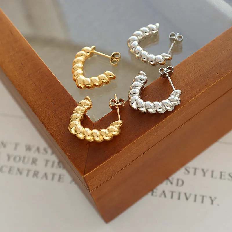 V-Shaped Thread Earrings in 18K Gold Plated Titanium Steel